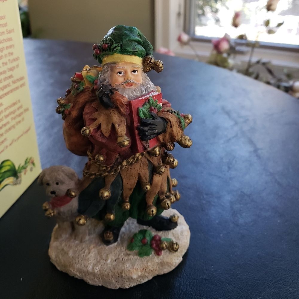 International Santa Clause Collection - Picture 4 of 9
